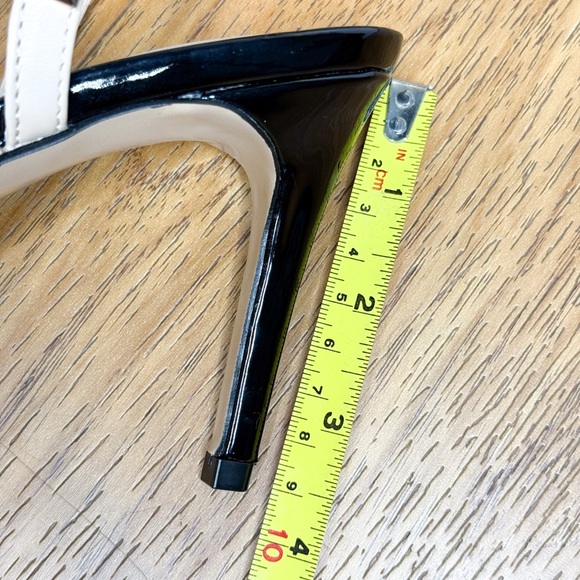 NWOT Mix No. 6 Liraven Pumps Black Studded Heels Size 8M - Picture 5 of 5